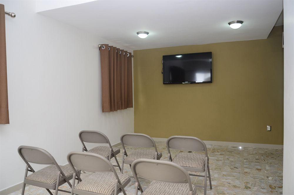 Hotel Delfines - A 2 Calles Del Acuario Veracruz Zewnętrze zdjęcie